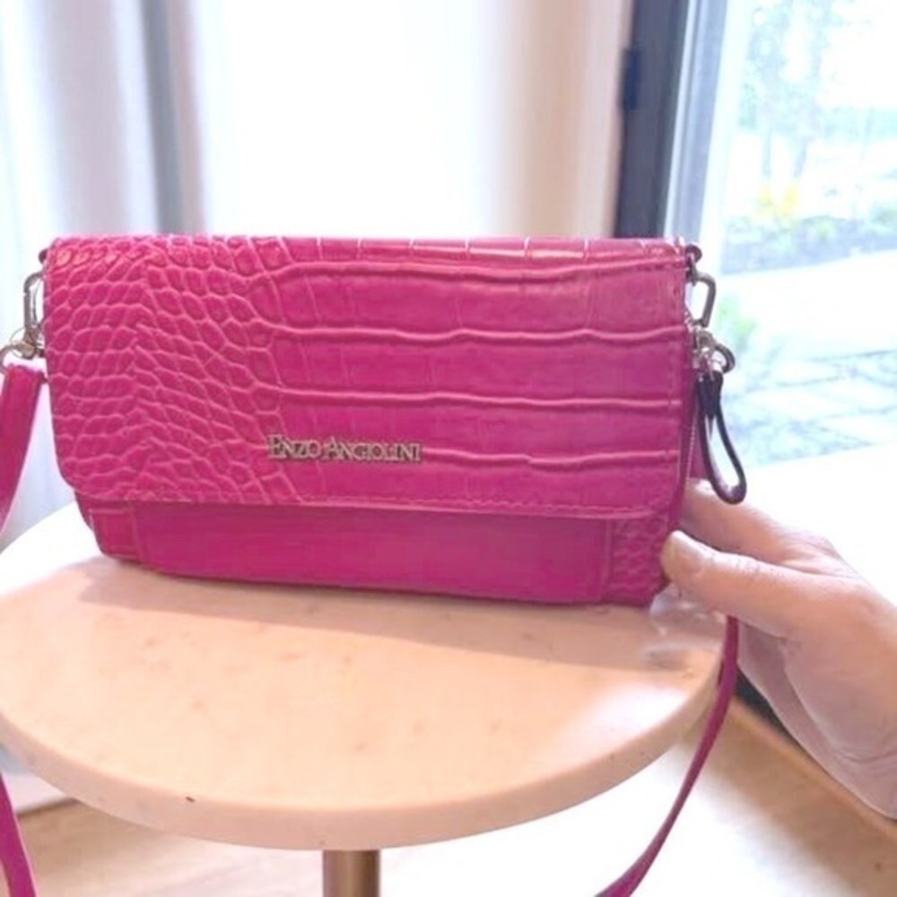 New- Enzo Angelina fuscia/hot pink crossbody- NWOT-‎
